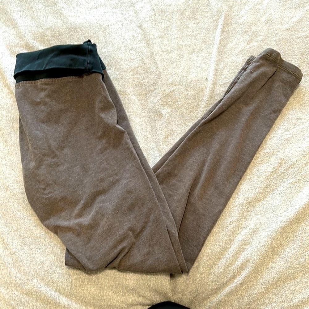 Gray yoga pants.